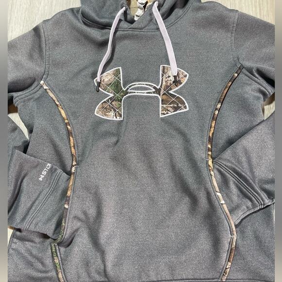 Under Armour Women’s Hoodie Size Small Camo Accent Sweatshirt Athletic Wear - Picture 3 of 5